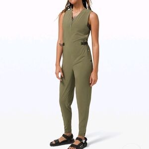 LULULEMON LAB SARALA JUMPSUIT LIGHT MILITARY Size Xs